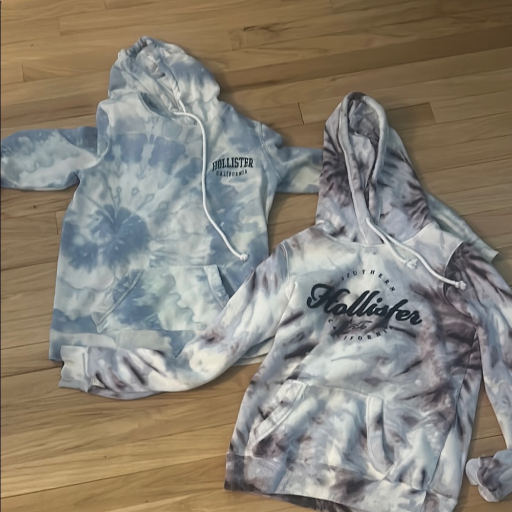 Hollister Tie-Dye Sweatshirts in Blue and Purple